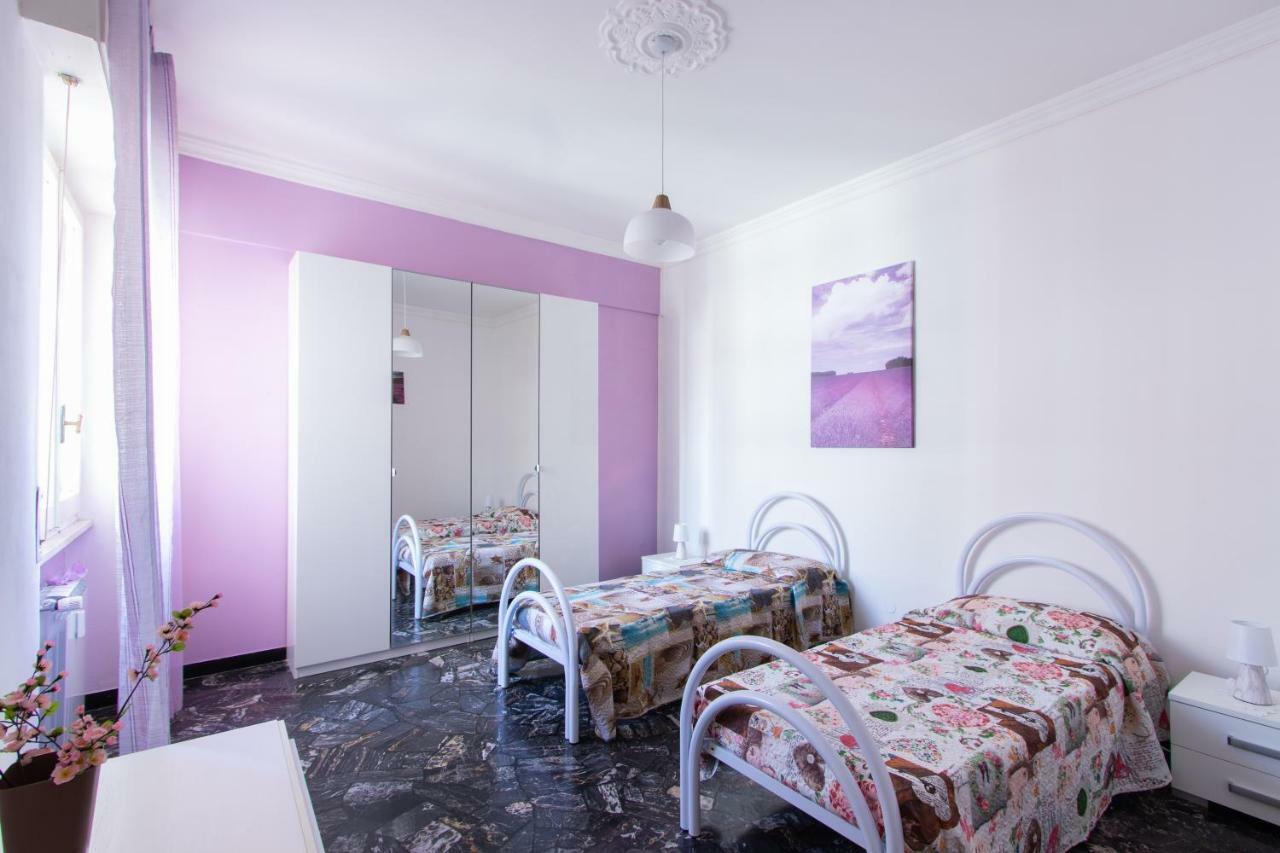 House Henry Lägenhet Vado Ligure Exteriör bild