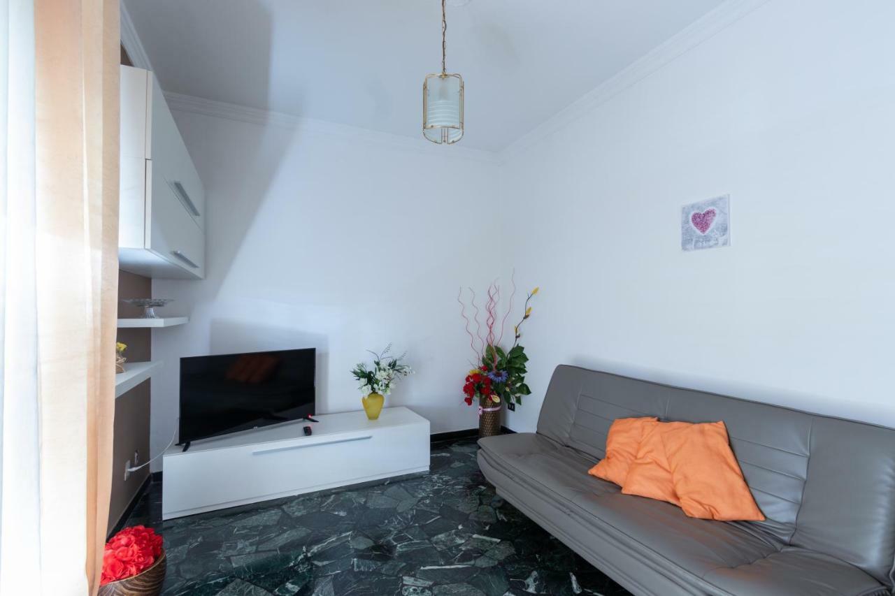 House Henry Lägenhet Vado Ligure Exteriör bild